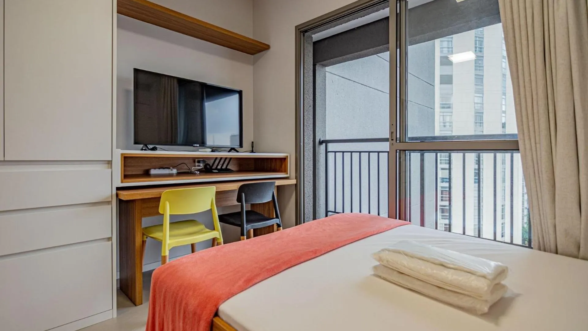 By Dh: Studio Com Coworking Prox. Ao Mackenzie Sao Paulo