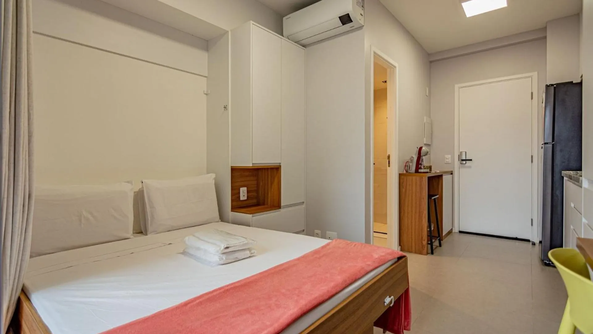 By Dh: Studio Com Coworking Prox. Ao Mackenzie Sao Paulo Apartment